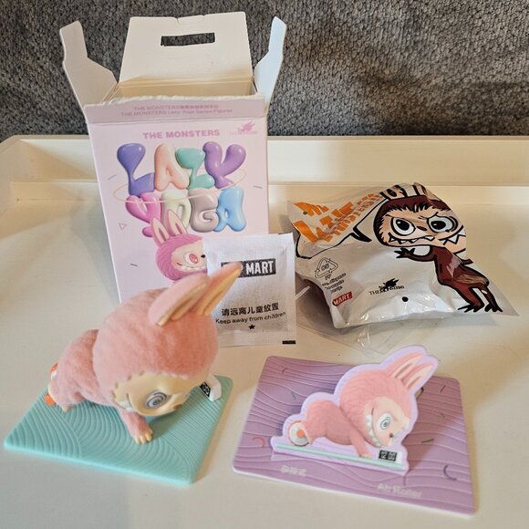 NEW AUTHENTIC The Monsters Lazy Yoga- Confirmed AB ROLLER - Picture 1 of 4